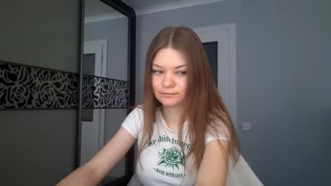 Snapshot of deettabinker chatting on March 2026 07:15:01 AM Camila online show from March 2026 07:15:01 AM