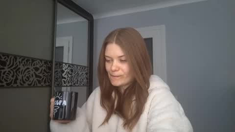 Snapshot of deettabinker chatting on March 2026 08:31:02 AM Camila online show from March 2026 08:31:02 AM