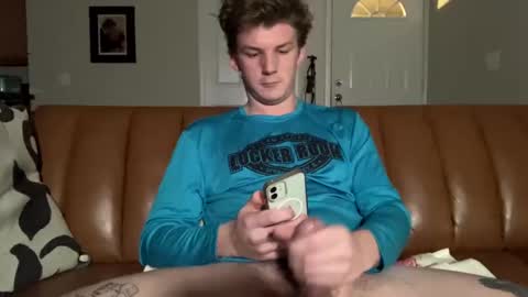 Snapshot of deeyungguy chatting on February 2025 09:21:01 AM more content and goodies online show from February 2025 09:21:01 AM