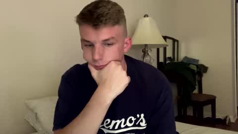 Snapshot of deeyungguy chatting on September 2025 06:57:01 PM more content and goodies online show from September 2025 06:57:01 PM