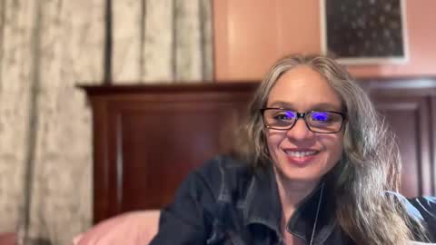 Tori online show from March 2026 04:17:01 AM