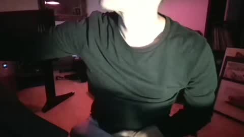 Snapshot of degrandis chatting on October 2025 09:26:02 PM Luka Magic online show from October 2025 09:26:02 PM