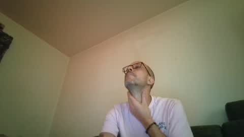 Snapshot of degrandis chatting on November 2025 02:08:01 PM Luka Magic online show from November 2025 02:08:01 PM