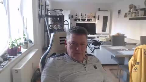 Snapshot of deinprinz2312 chatting on February 2025 08:59:02 AM deinprinz2312 online show from February 2025 08:59:02 AM