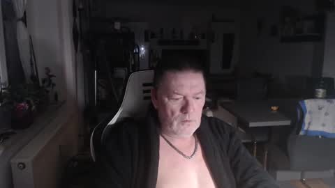 Snapshot of deinprinz2312 chatting on March 2025 05:33:02 AM deinprinz2312 online show from March 2025 05:33:02 AM