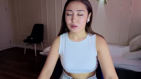 sexy bimbo little kitty asian misstress quen princes sexy girl you can just call me pleasure online show from June 2026 06:04:02 AM