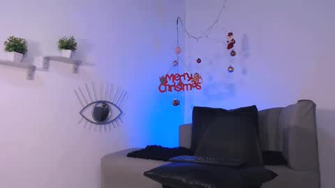  DEIVY  online show from December 2024 04:22:02 AM