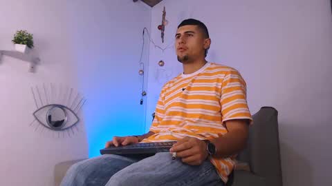  DEIVY  online show from January 2025 08:00:01 PM