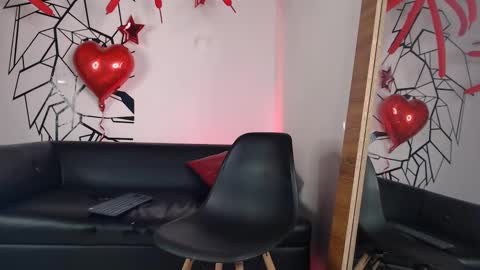  DEIVY  online show from February 2025 04:20:01 AM