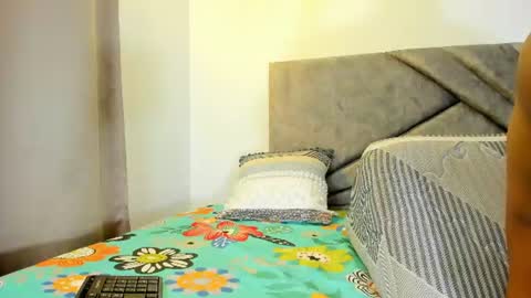 Jean paul and Salome online show from June 2026 10:52:02 PM