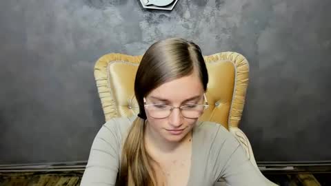 Kate online show from January 2025 03:25:01 PM