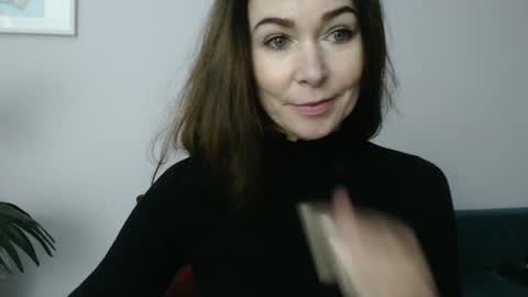 delilah_sweet online show from February 2025 06:01:01 PM