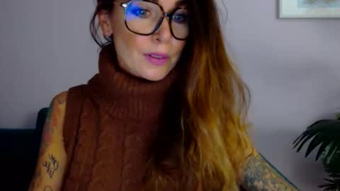 delilah_sweet online show from September 2025 03:22:02 PM