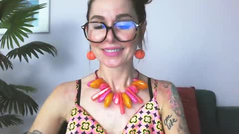 Snapshot of delilah_sweet chatting on June 2026 03:55:02 PM delilah_sweet online show from June 2026 03:55:02 PM