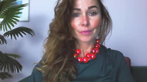 Snapshot of delilah_sweet chatting on July 2026 03:47:01 PM delilah_sweet online show from July 2026 03:47:01 PM