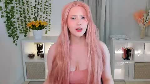 Delilah or Laila online show from May 2026 09:34:01 PM