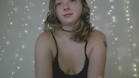 DelilaLove3412 online show from September 2025 03:15:02 PM