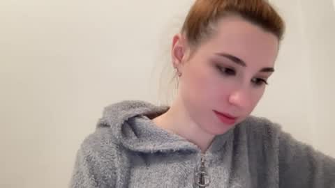 Delivery      online show from February 2025 01:49:02 AM