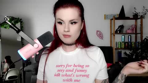 dellacrush_ online show from September 2025 05:38:01 PM