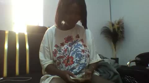 dellarine517299 online show from January 2026 07:33:02 AM