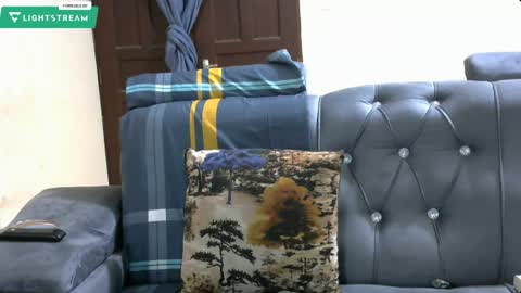 Ginger online show from April 2026 02:06:01 AM