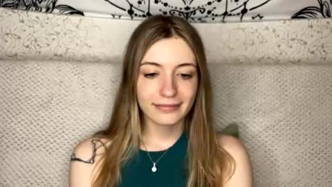 Snapshot of dellisifuentes chatting on June 2026 01:32:02 PM Sia online show from June 2026 01:32:02 PM