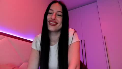delly_love online show from April 2026 07:53:01 PM