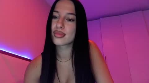 delly_love online show from June 2026 07:51:02 PM