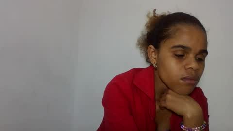 delphine online show from June 2026 06:18:02 PM