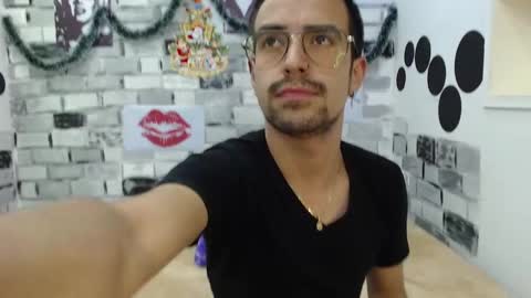 Snapshot of demian_val_4 chatting on December 2024 08:21:02 PM demian_val_4 online show from December 2024 08:21:02 PM