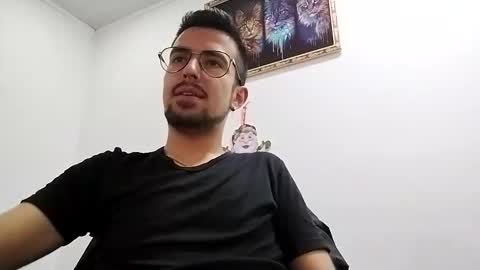 Snapshot of demian_val_4 chatting on January 2025 10:08:01 PM demian_val_4 online show from January 2025 10:08:01 PM