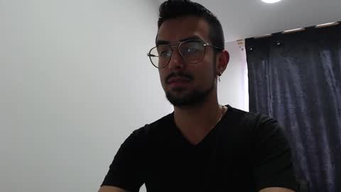 Snapshot of demian_val_4 chatting on January 2025 06:41:02 PM demian_val_4 online show from January 2025 06:41:02 PM