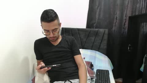 Snapshot of demian_val_4 chatting on February 2025 10:08:02 PM demian_val_4 online show from February 2025 10:08:02 PM