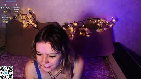 Snapshot of demonacast chatting on November 2025 08:32:01 PM Katrine online show from November 2025 08:32:01 PM