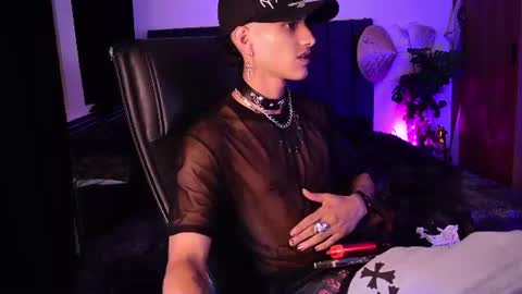 Snapshot of demonkush_ chatting on June 2026 05:50:02 AM DemonKush online show from June 2026 05:50:02 AM