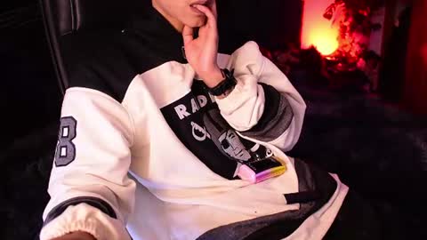 Snapshot of demonkush_ chatting on June 2026 07:36:01 AM DemonKush online show from June 2026 07:36:01 AM