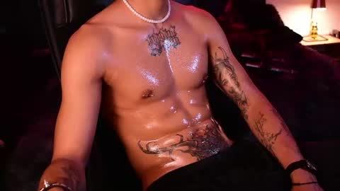 Snapshot of demonkush_ chatting on July 2026 06:39:02 AM DemonKush online show from July 2026 06:39:02 AM