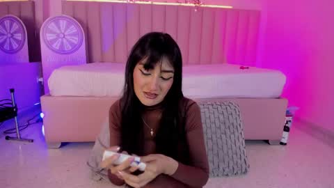 denightjones online show from May 2026 04:06:02 AM