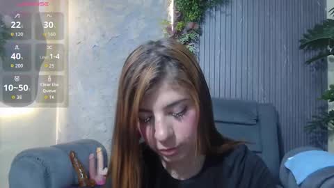 Laura online show from November 2025 11:34:02 AM