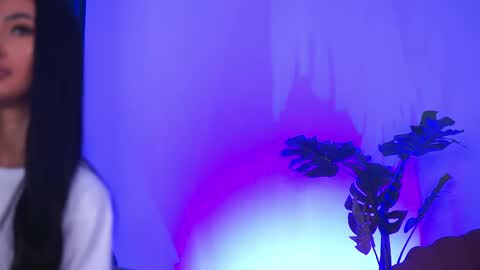 denisedevilles online show from May 2026 08:14:01 PM