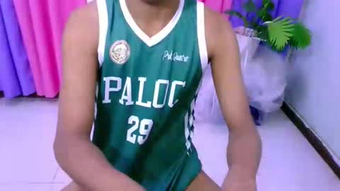 Snapshot of dennis_asiancock chatting on September 2025 05:33:02 AM Dens online show from September 2025 05:33:02 AM