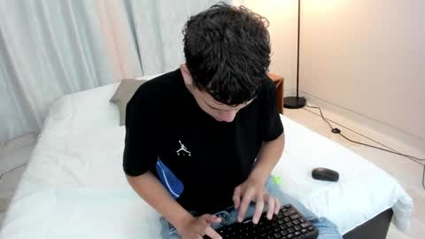 Dennis online show from April 2026 08:21:01 PM