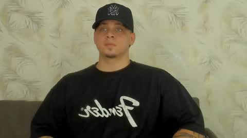 dennis munera online show from December 2024 01:12:02 PM