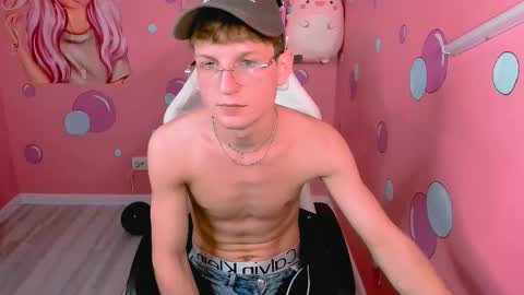 Dennis online show from November 2025 04:52:01 PM