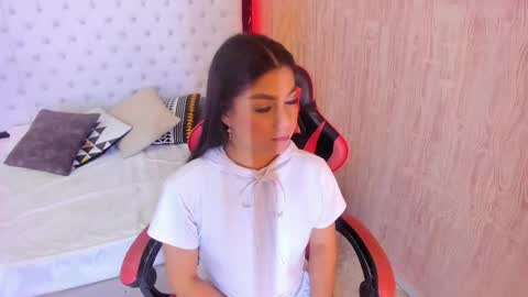 Snapshot of dennyzeans chatting on January 2026 05:51:02 PM dennyzeans online show from January 2026 05:51:02 PM