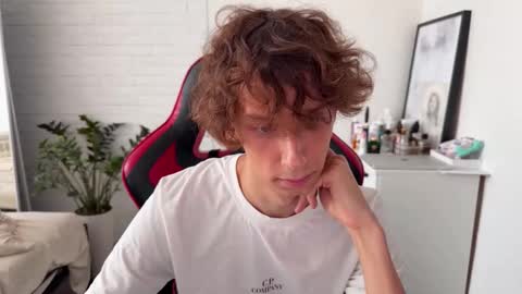 Snapshot of denobluora chatting on October 2025 11:51:02 AM Jasper   online show from October 2025 11:51:02 AM