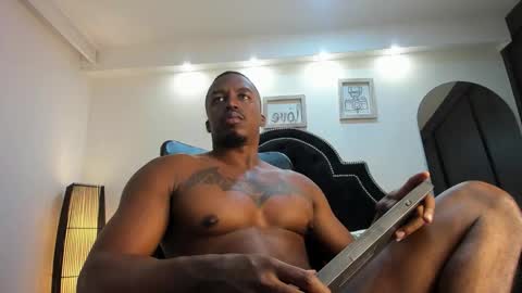 Snapshot of denzelrios chatting on December 2025 09:42:02 PM denzelrios online show from December 2025 09:42:02 PM