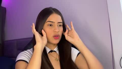 Dereck online show from February 2025 10:31:01 PM