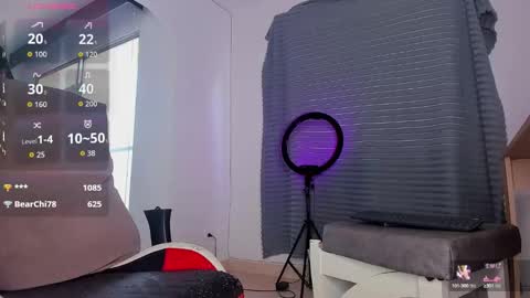 dereckhardd online show from September 2025 06:02:02 PM