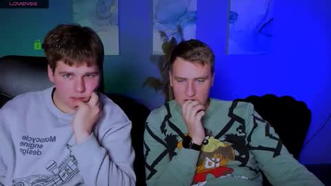 derek_hawk_ online show from December 2025 10:13:01 AM